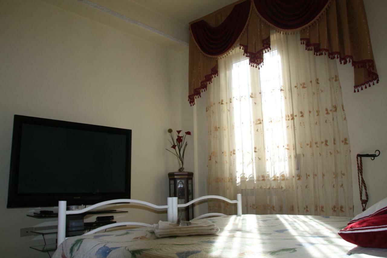 Pisa Town Bed and Breakfast Exterior foto